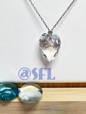 Swarovski Nectar Heart Pendant Necklace Silver Tone Clear Crystal Rhodium Plated